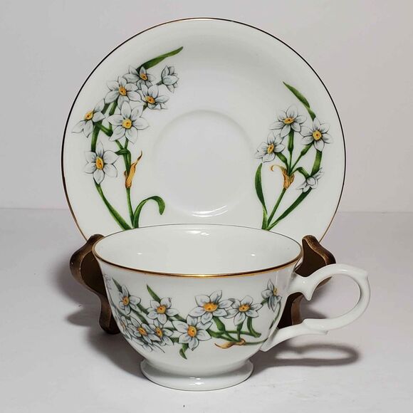 Avon Teacup and Saucer Narcissus December Vintage - Picture 9 of 9